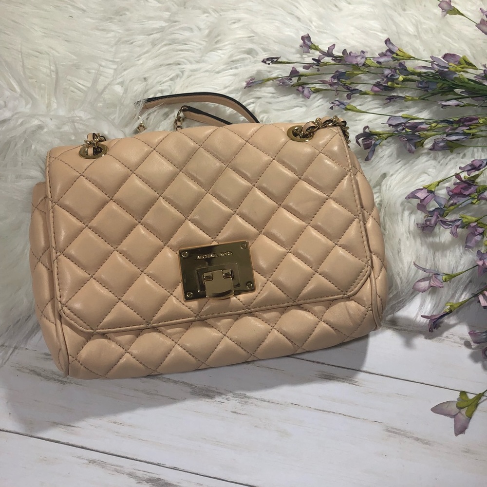 Michael Kors Vivianne Pale Pink Bag